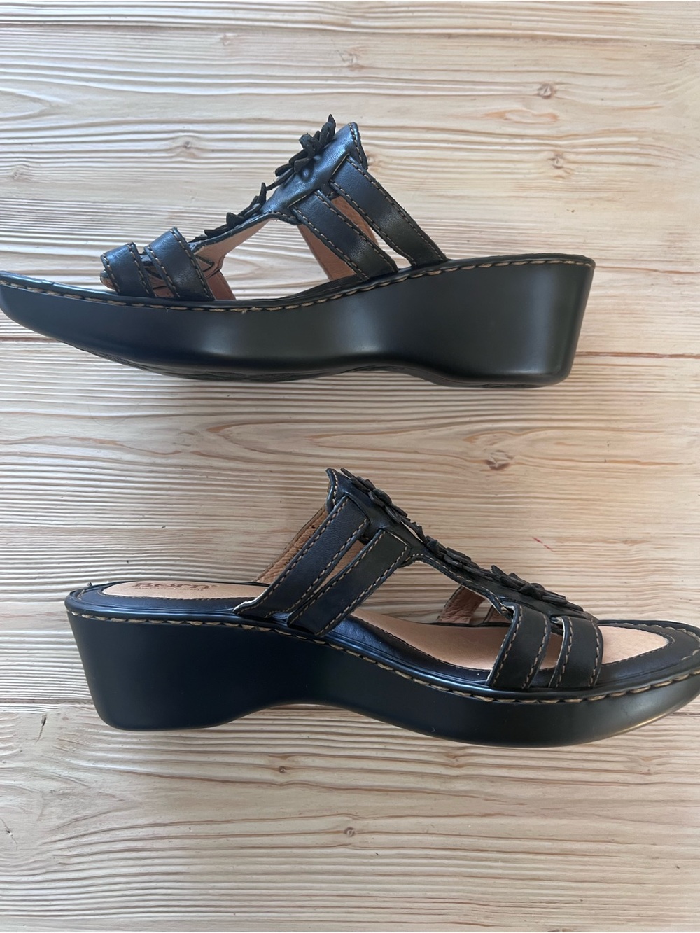 Born Leather Floral Slide Sandals Size 10 Black Comfort Wedge Slides - Picture 4 of 7